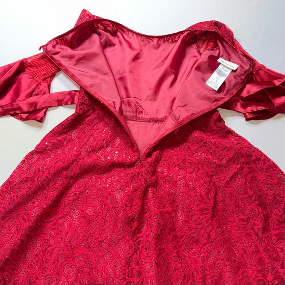 Bonnie Jean Red Lace Dress - Picture 11 of 12